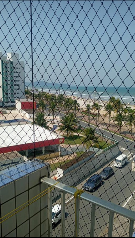 Apartamento Aconchegante A Beira Mar ปรายากรันเด ภายนอก รูปภาพ
