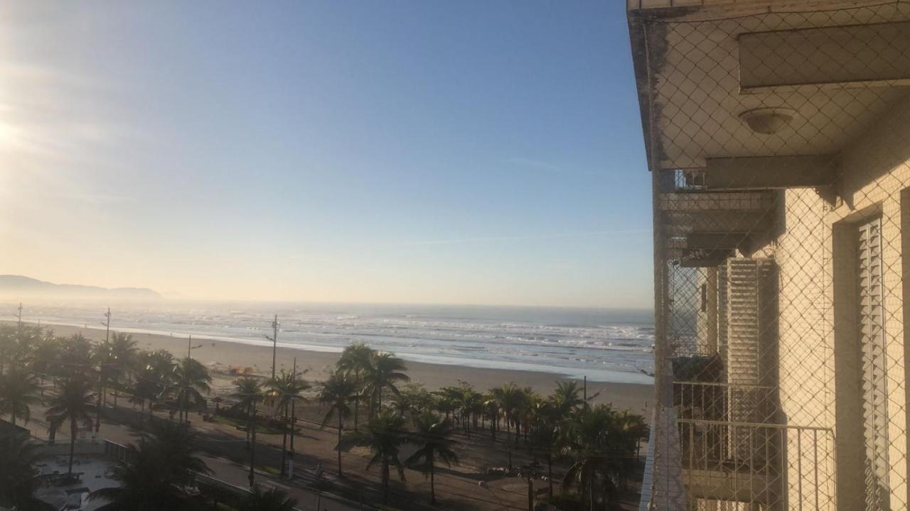 Apartamento Aconchegante A Beira Mar ปรายากรันเด ภายนอก รูปภาพ